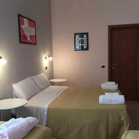 Eliseo Hotel 2*