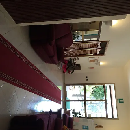 Eliseo Hotel 2*