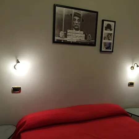 Eliseo Hotel 2*