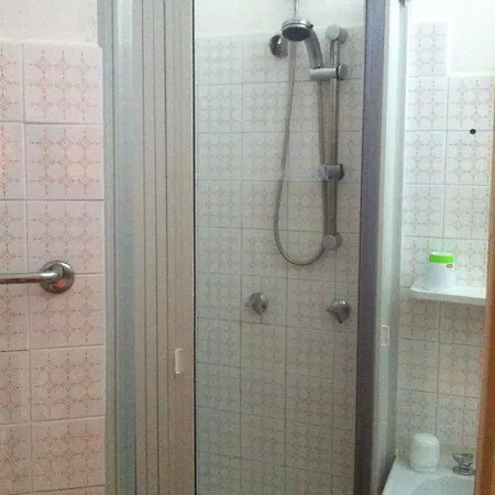 Eliseo Hotel 2*